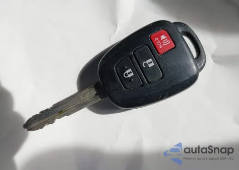 2016 Toyota Prius C Two from USA, damaged, VIN JTDKDTB39G1118123